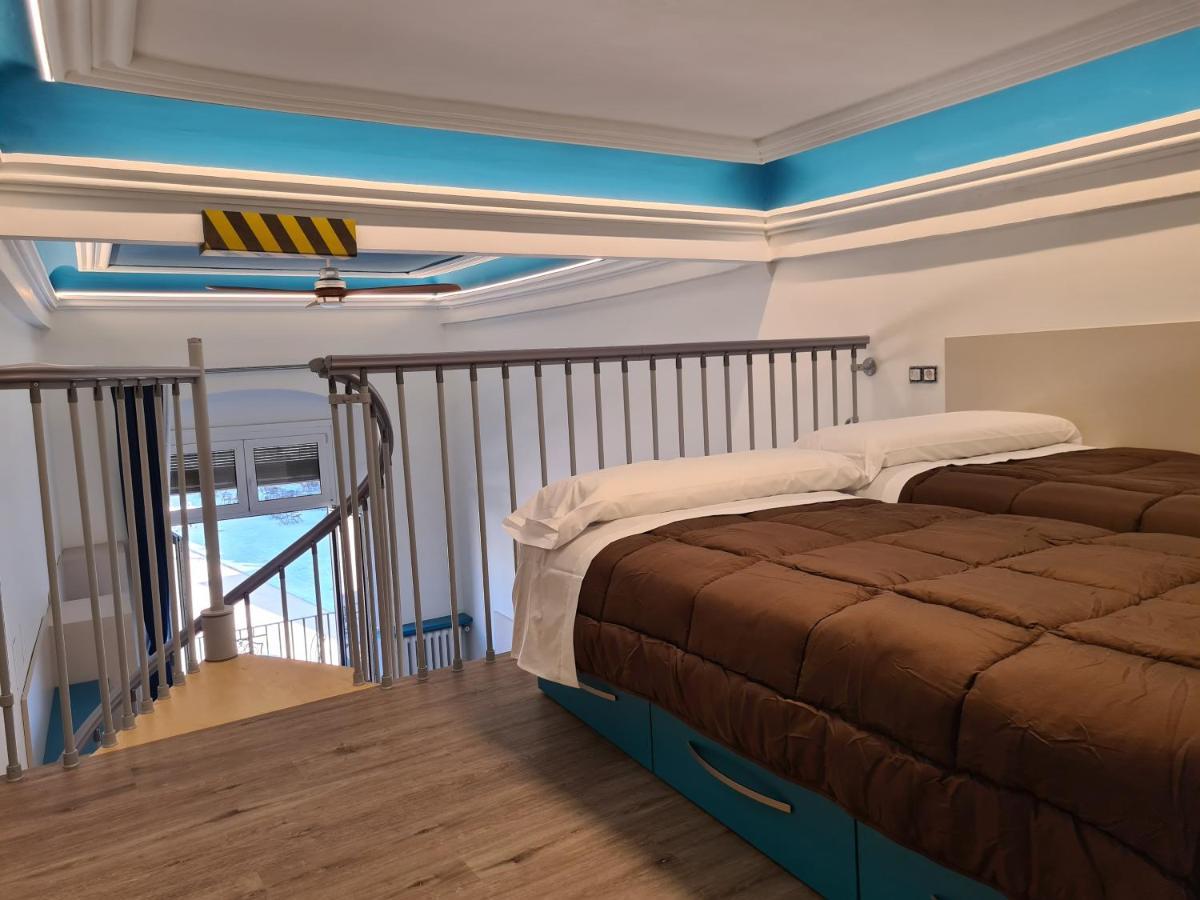 Apartaments Vicus 3 Con Vistas A La Plaza Mayor De 维克 外观 照片