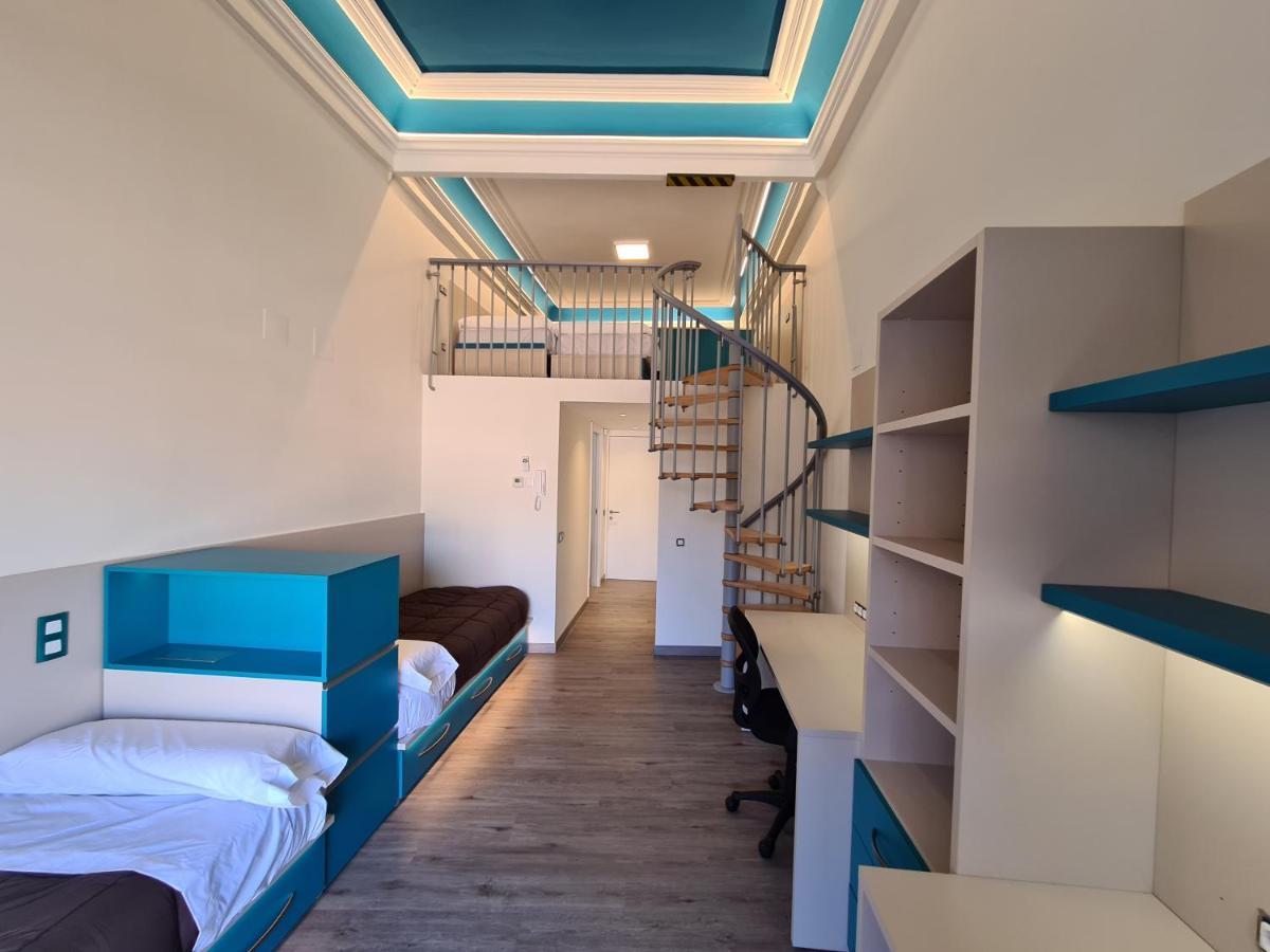 Apartaments Vicus 3 Con Vistas A La Plaza Mayor De 维克 外观 照片