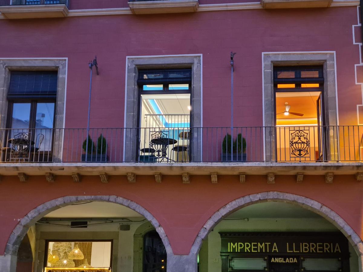 Apartaments Vicus 3 Con Vistas A La Plaza Mayor De 维克 外观 照片