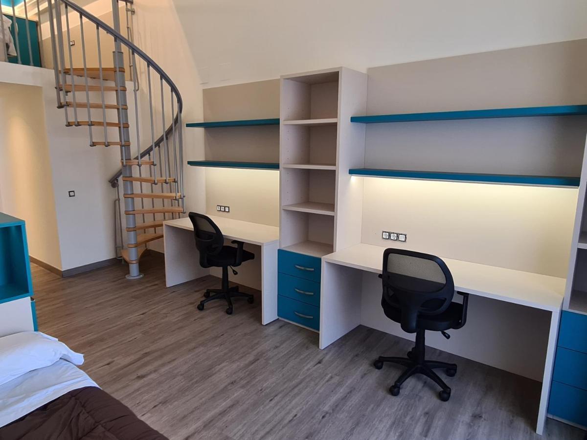 Apartaments Vicus 3 Con Vistas A La Plaza Mayor De 维克 外观 照片